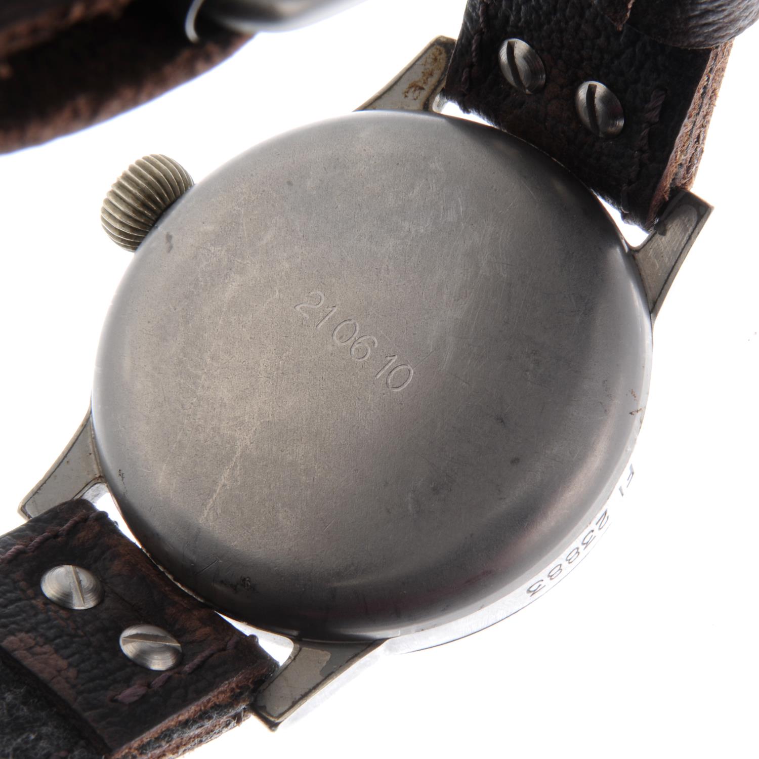 A. LANGE & SÖHNE - a WW2 German military issue pilot wrist watch. - Image 6 of 6