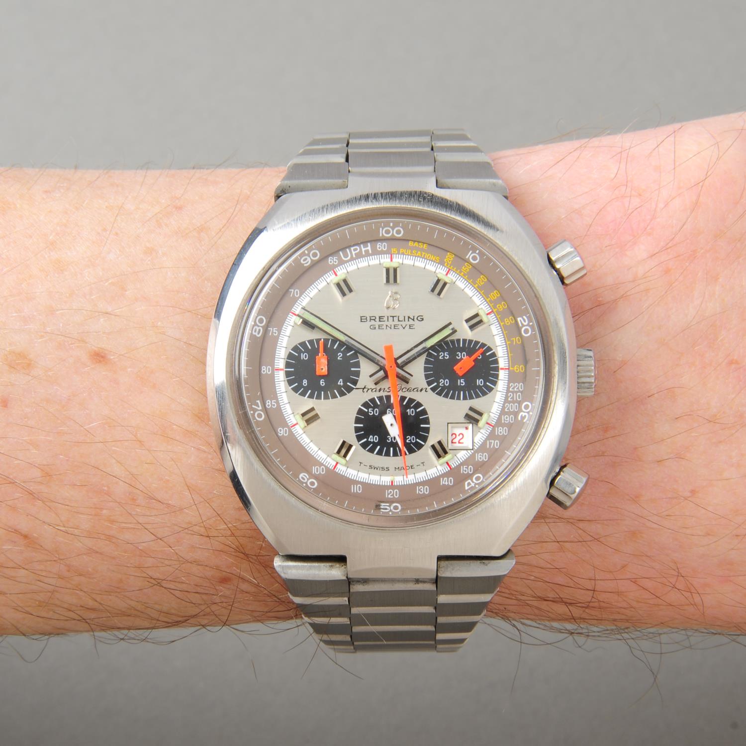 BREITLING - a gentleman's TransOcean chronograph bracelet watch. Stainless steel case. Reference - Image 3 of 5