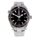 OMEGA - a gentleman's Seamaster Professional Planet Ocean Co-Axial bracelet watch. Stainless steel