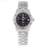 TAG HEUER - a gentleman's 2000 Series bracelet watch. Stainless steel case with calibrated bezel.