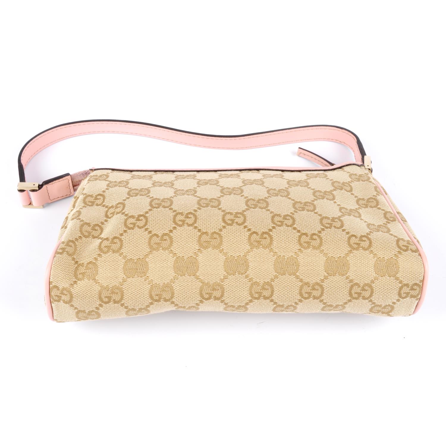 GUCCI - a GG canvas Abbey Pochette handbag. - Image 2 of 4