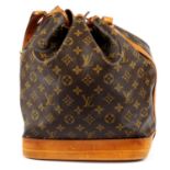 LOUIS VUITTON - a Monogram Noé GM bucket handbag.