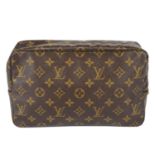 LOUIS VUITTON - a vintage Monogram GM Toiletry pouch.