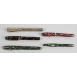 A collection of fifteen assorted vintage fountain and other pens,