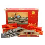 A collection of OO gauge Triang model railway items,