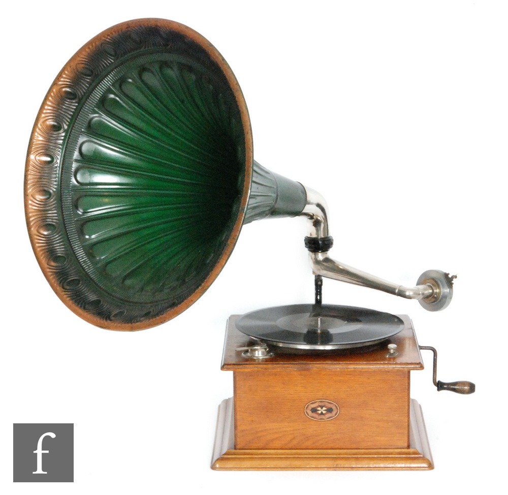 A 1920s Continental oak cased wind up gramophone with green tin horn on stepped plinth base, - Image 2 of 2