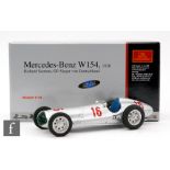 A CMC M-098 Mercedes-Benz W154 (1938) 1:18 scale diecast model, boxed.