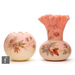 A late 19th Century Thomas Webb and Sons Queens Burmese posy vase of globe and shaft form with frill