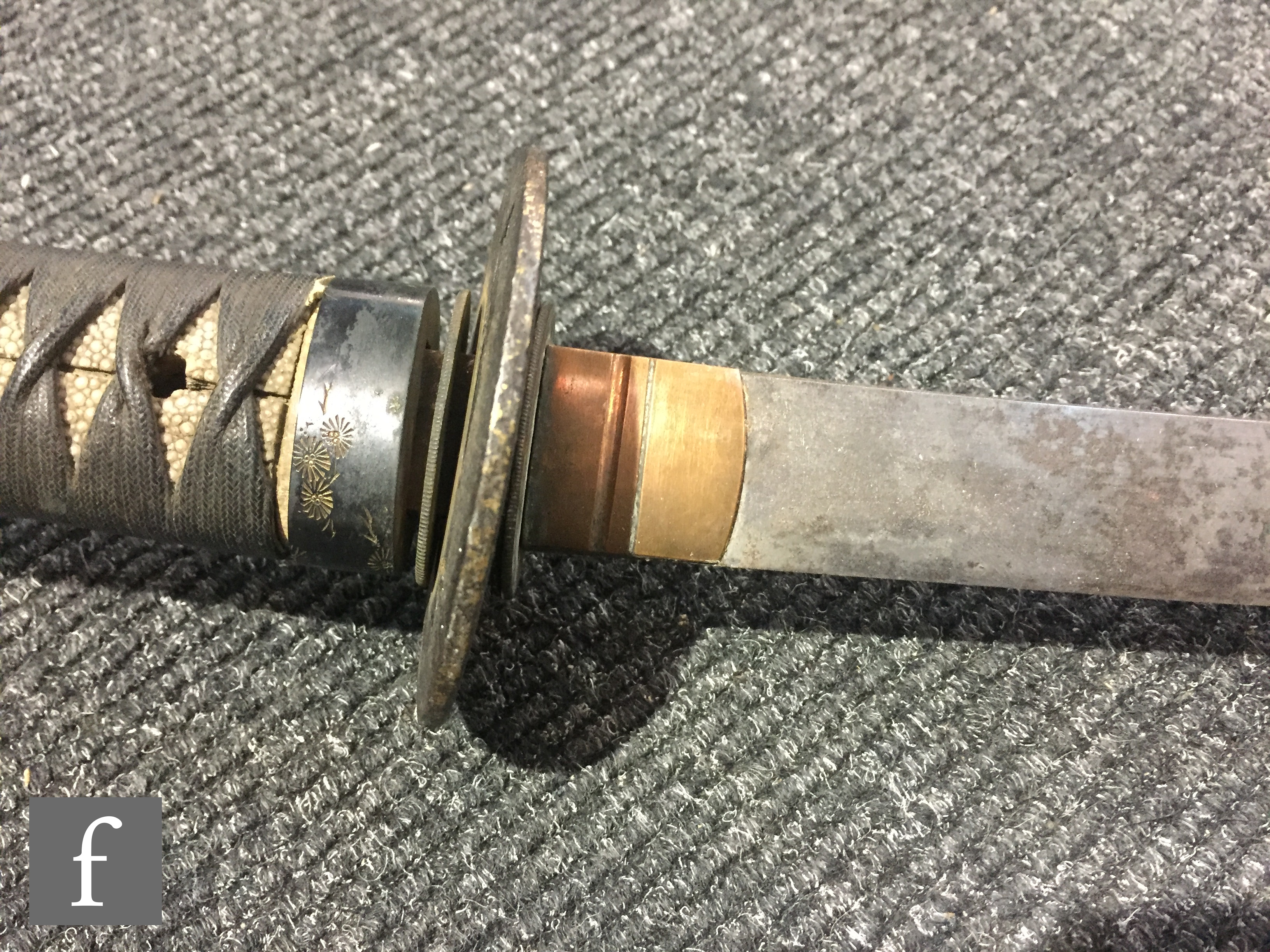 A late 19th to early 20th Century Japanese katana with ray skin handle, pierced tsuba, signed tang - Image 11 of 18