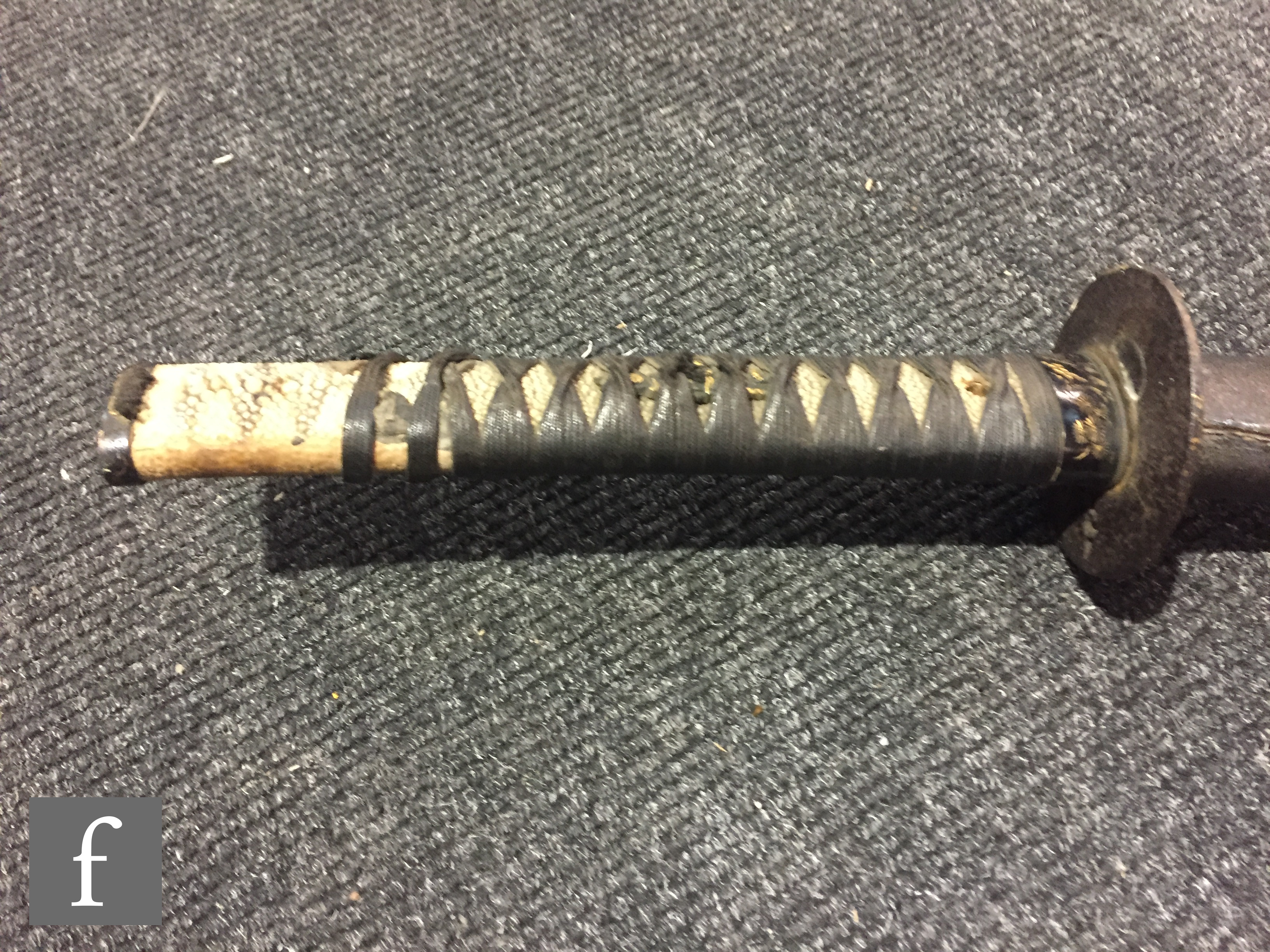 A late 19th to early 20th Century Japanese katana with ray skin handle, pierced tsuba, signed tang - Image 3 of 18