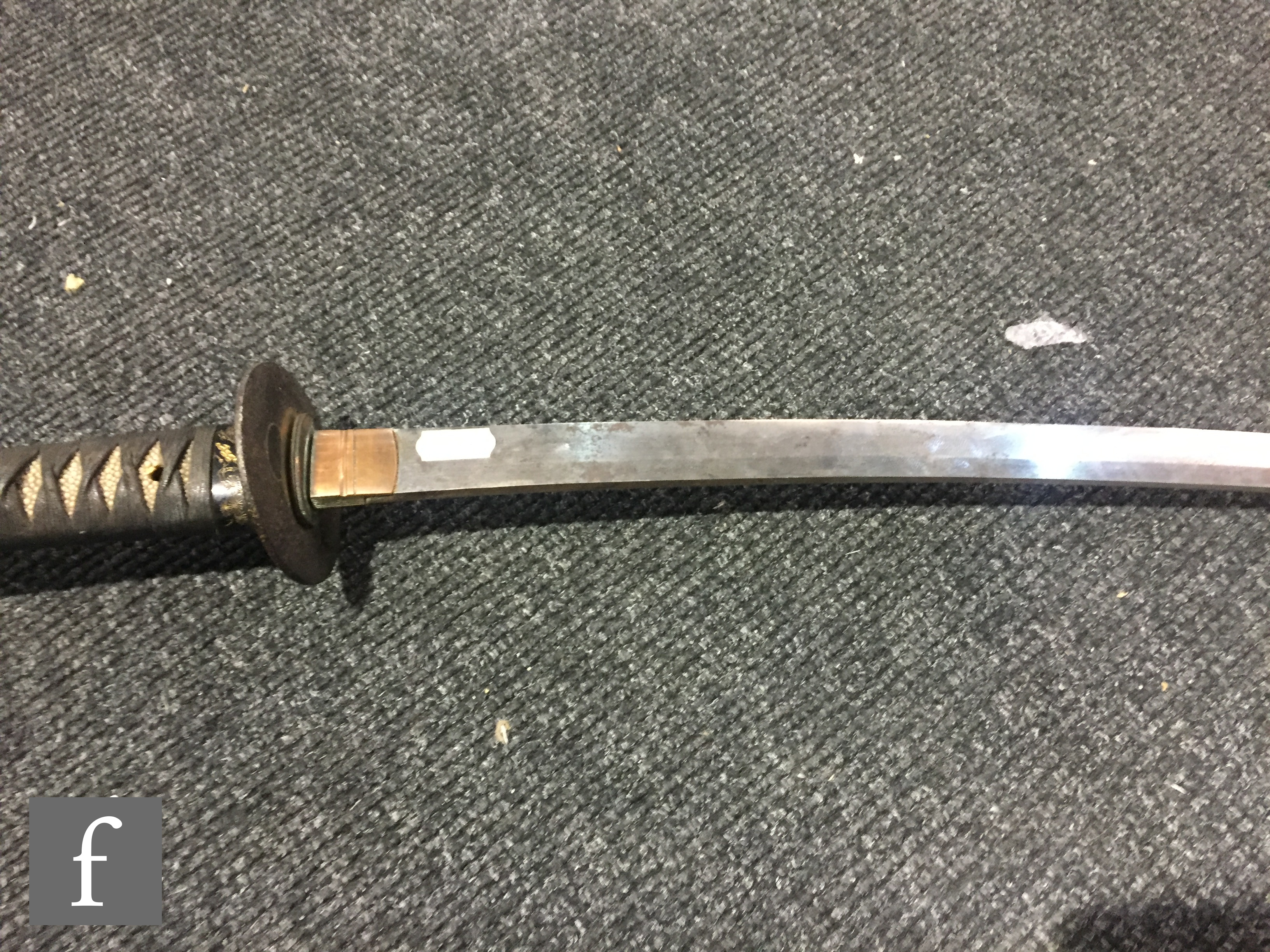 A late 19th to early 20th Century Japanese katana with ray skin handle, pierced tsuba, signed tang - Image 15 of 18