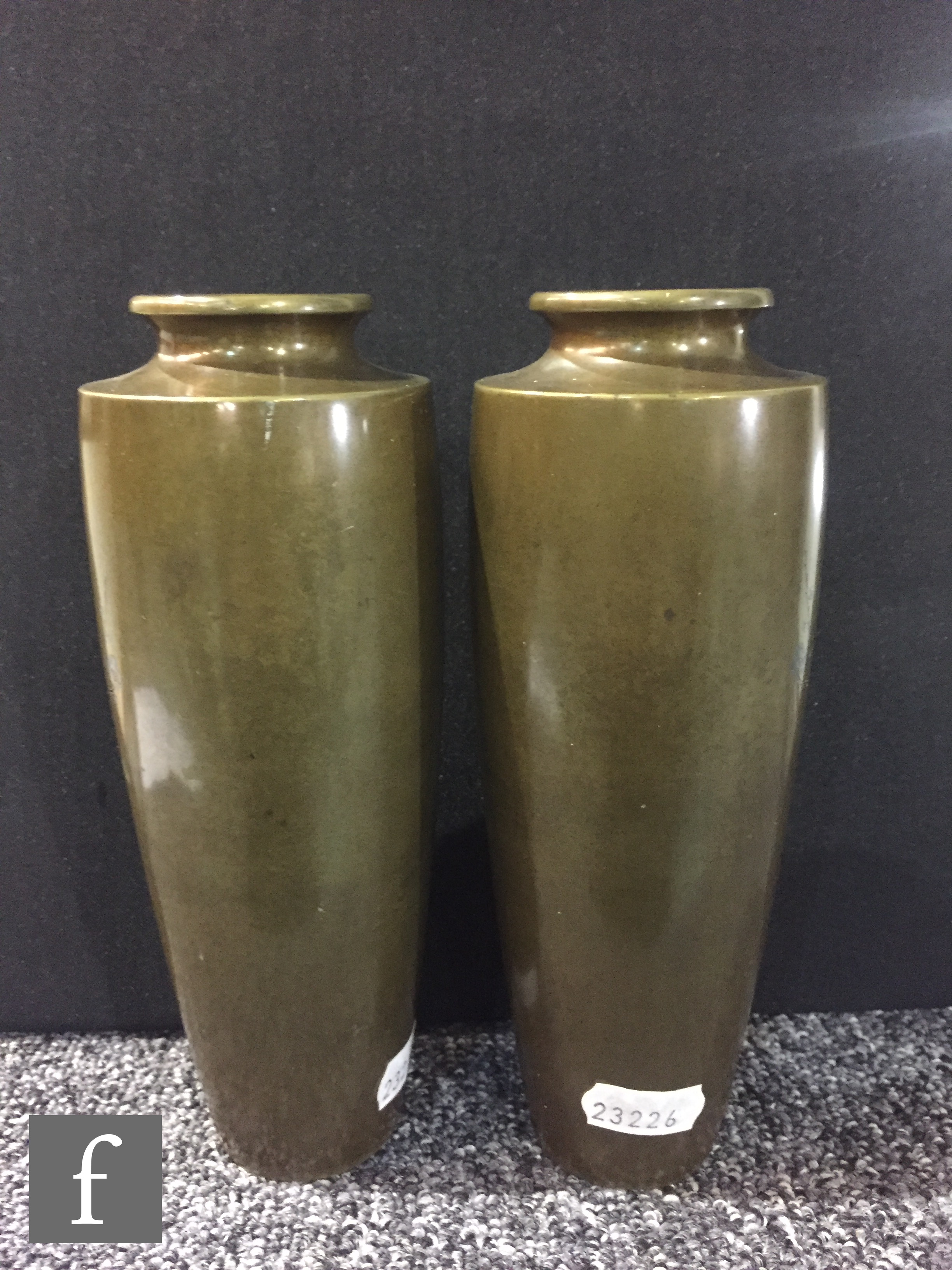 A pair of late 19th Century Japanese Meji period inlaid bronze cylindrical vases of tapering form - Image 4 of 7