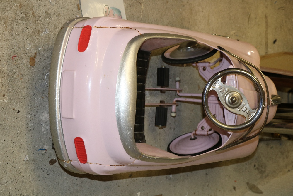 A pink Comet Sedan Supersport Girl's peddle Chair. - Image 5 of 6