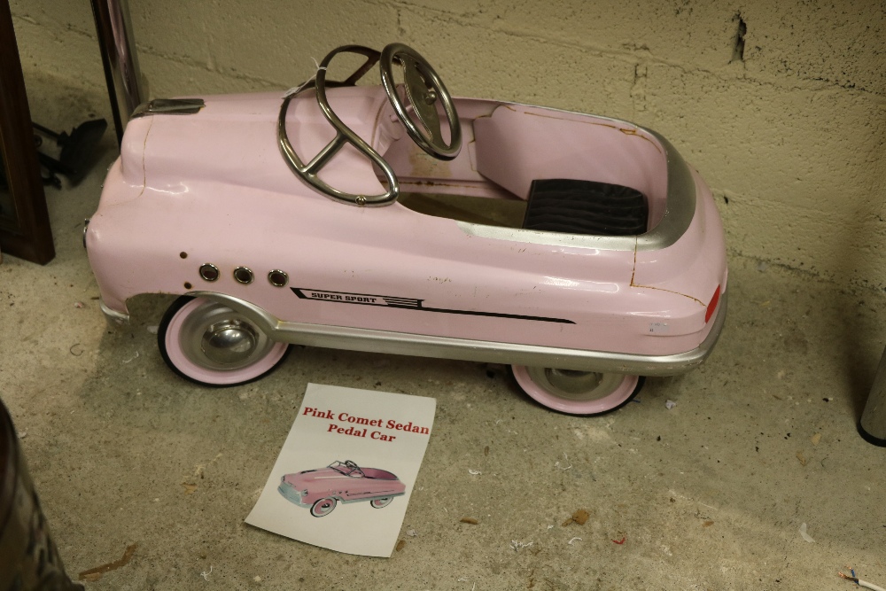 A pink Comet Sedan Supersport Girl's peddle Chair. - Image 3 of 6
