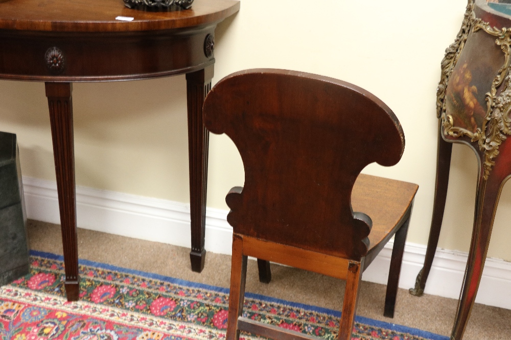 A set of 4 Irish William IV mahogany Hall Chairs, with shield shaped backs, decorative roundels, - Image 7 of 9