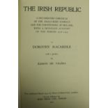 'Le Deigh-Mheinn An Taoisigh' [De Valéra, Éamon] Macardle, Dorothy: The Irish Republic.