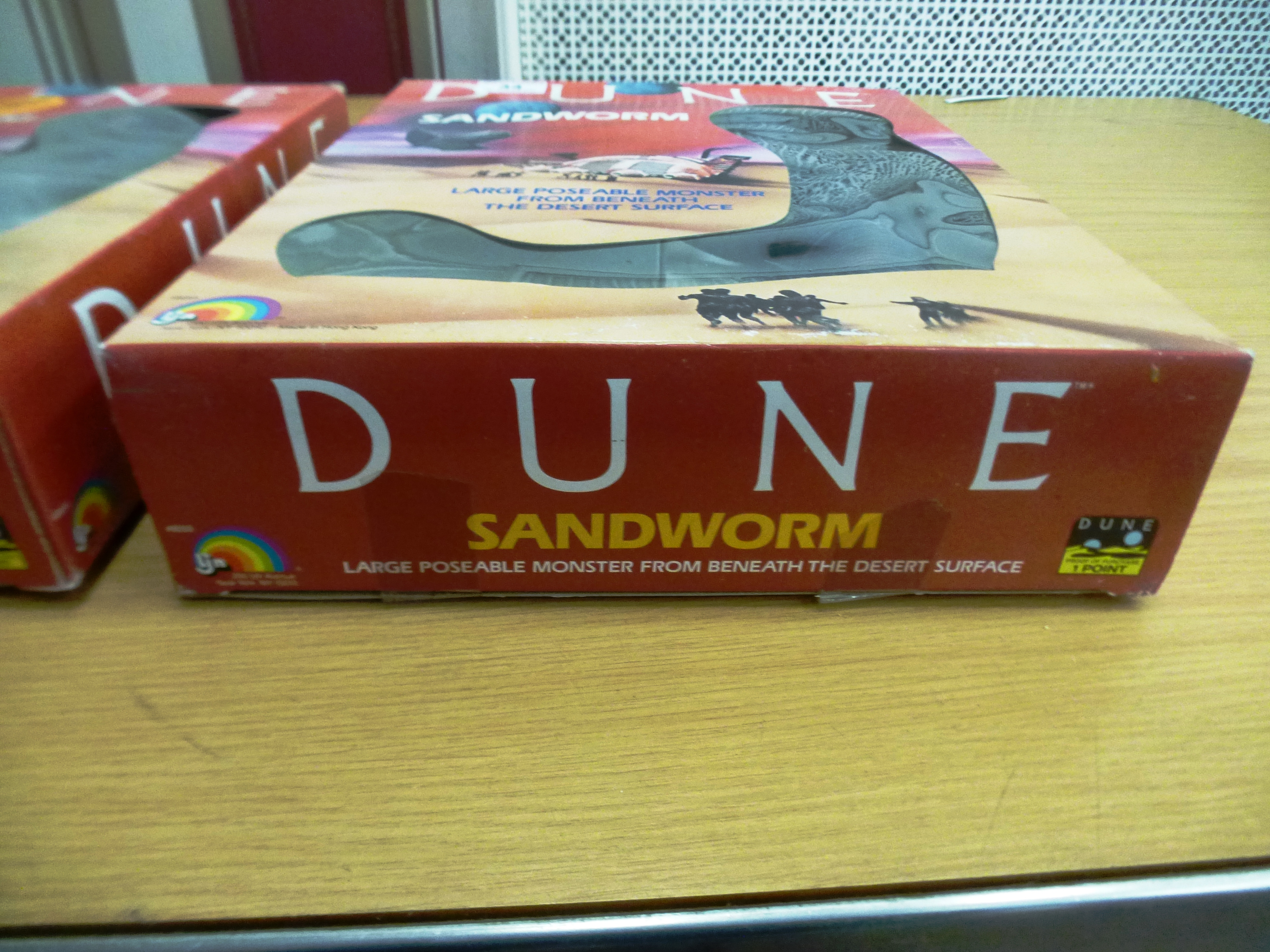 2 BOXED DUNE SANDWORM FIGURES - Image 2 of 3