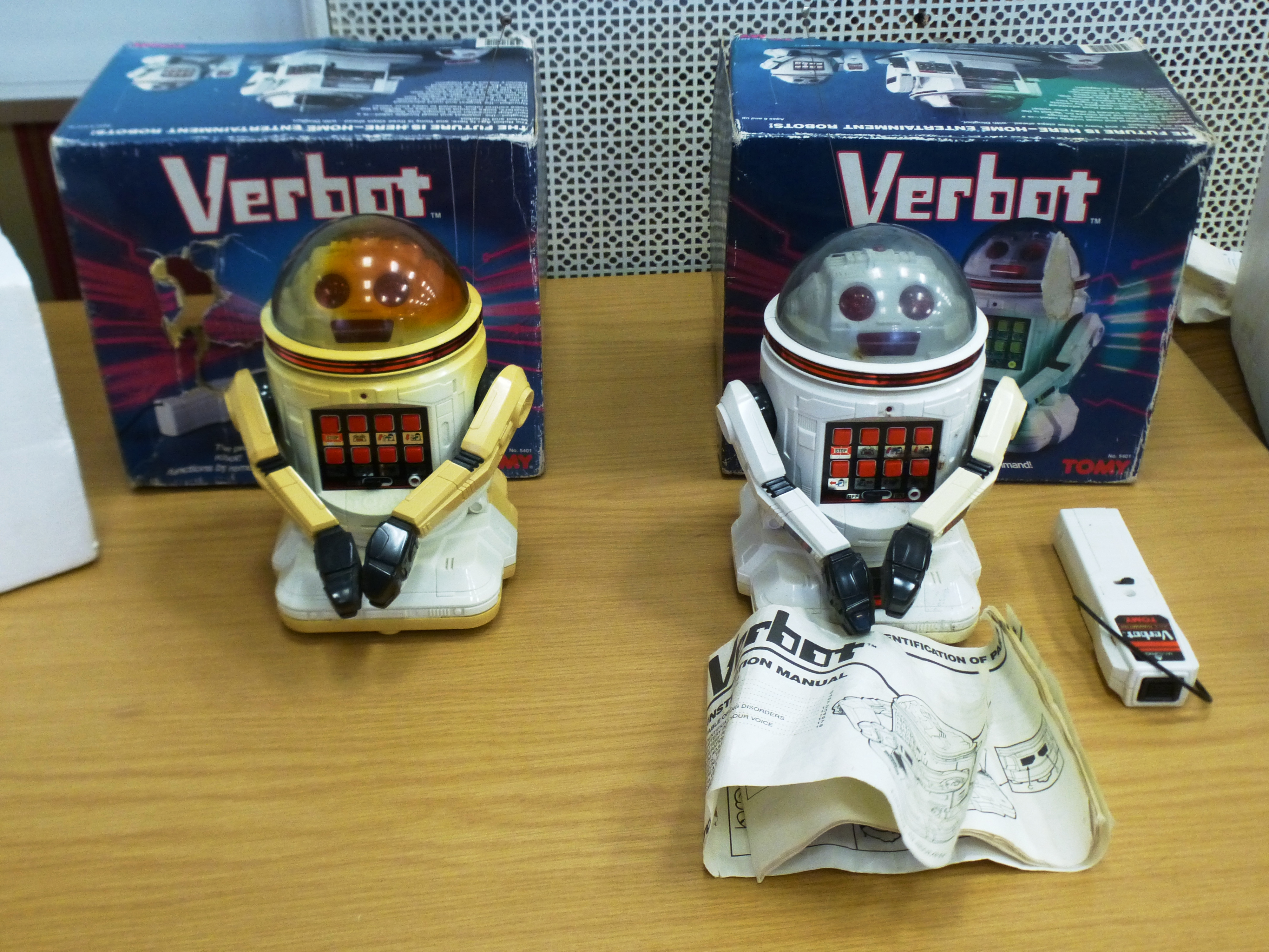 4 BOXED TOMY VERBOTS - Image 10 of 11