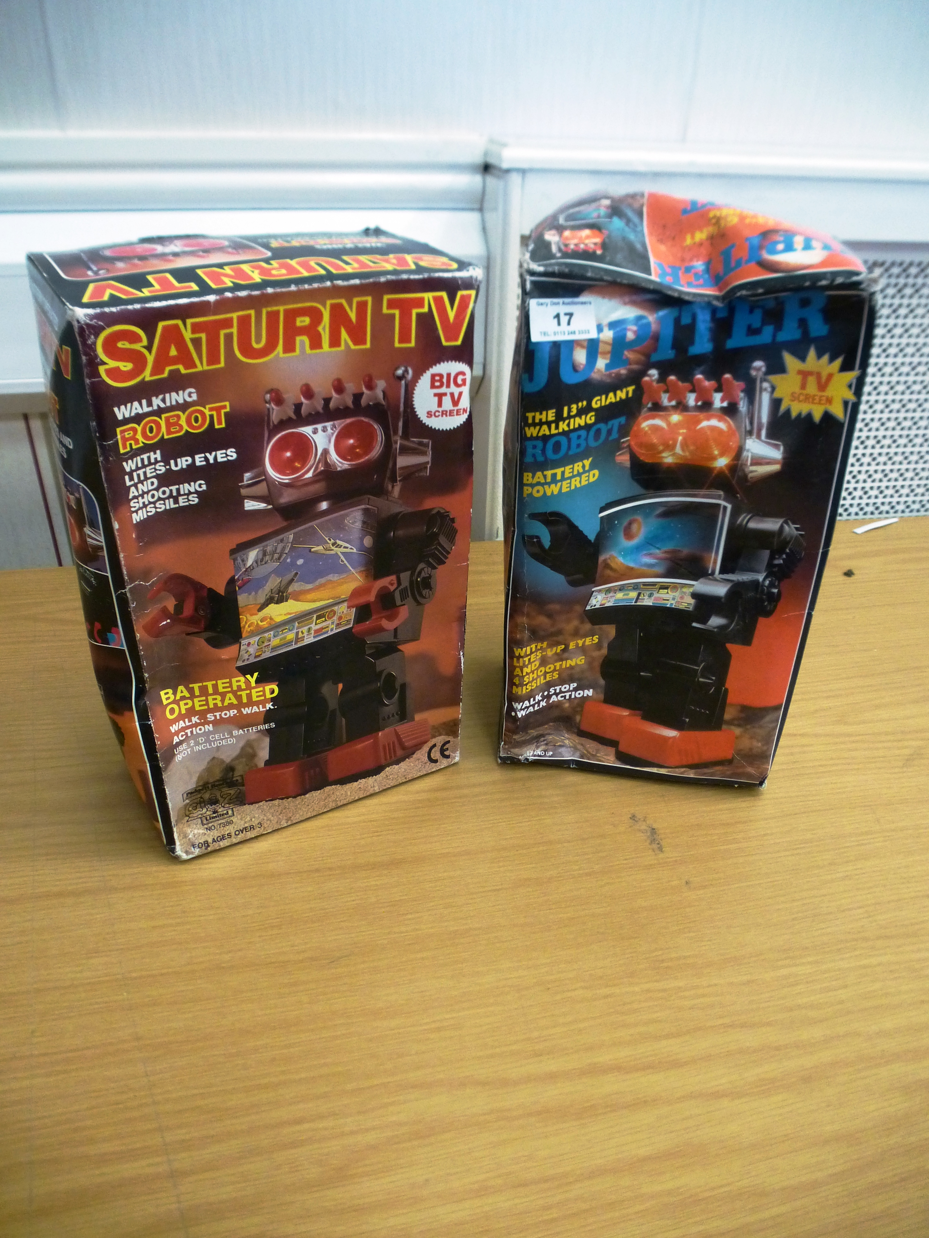 2 BOXED TV SCREEN ROBOTS - JUPITER AND SATURN