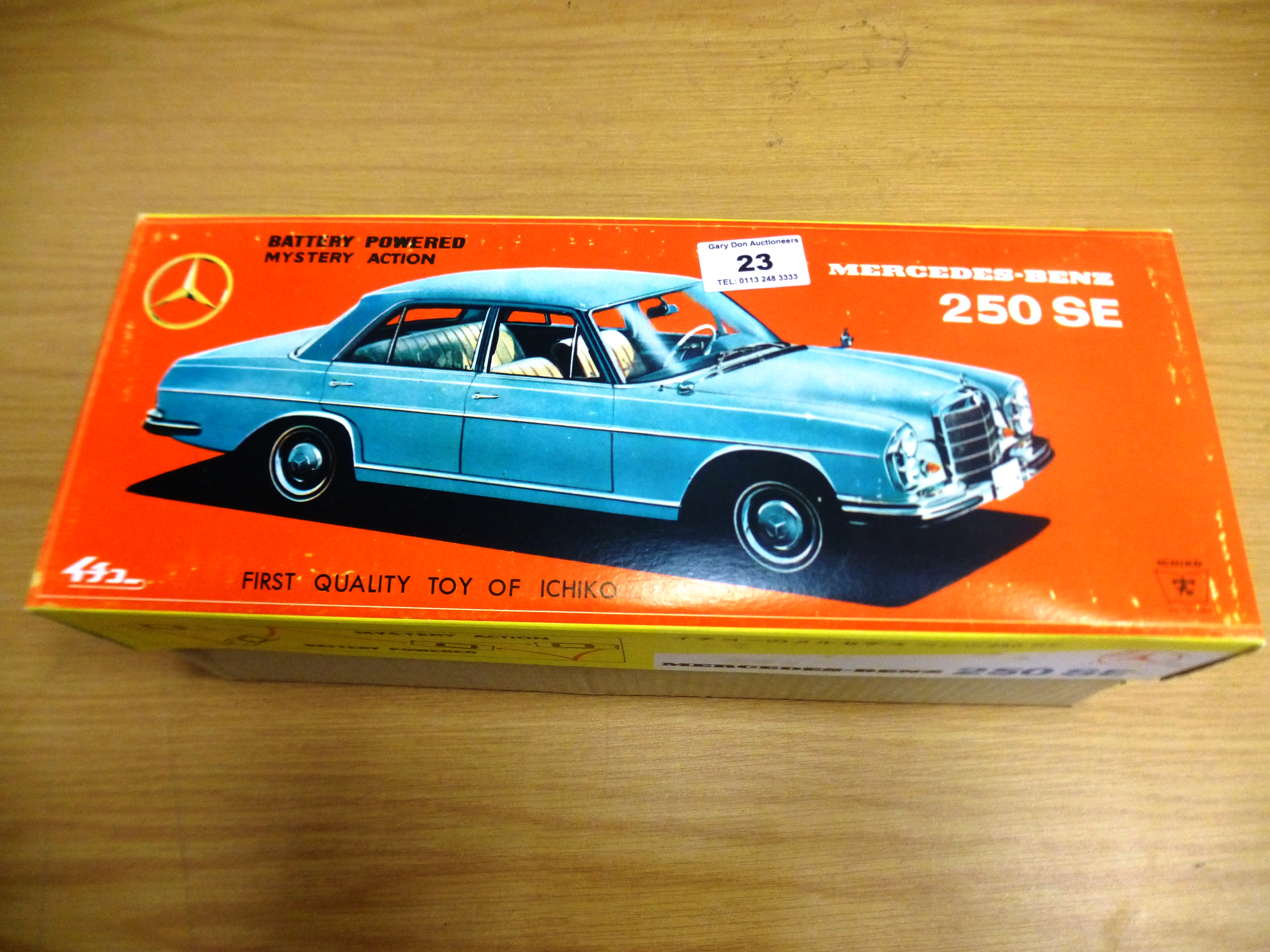 BOXED ICHIKO BATTERY POWERED MERCEDES-BENZ 250 SE (RED)