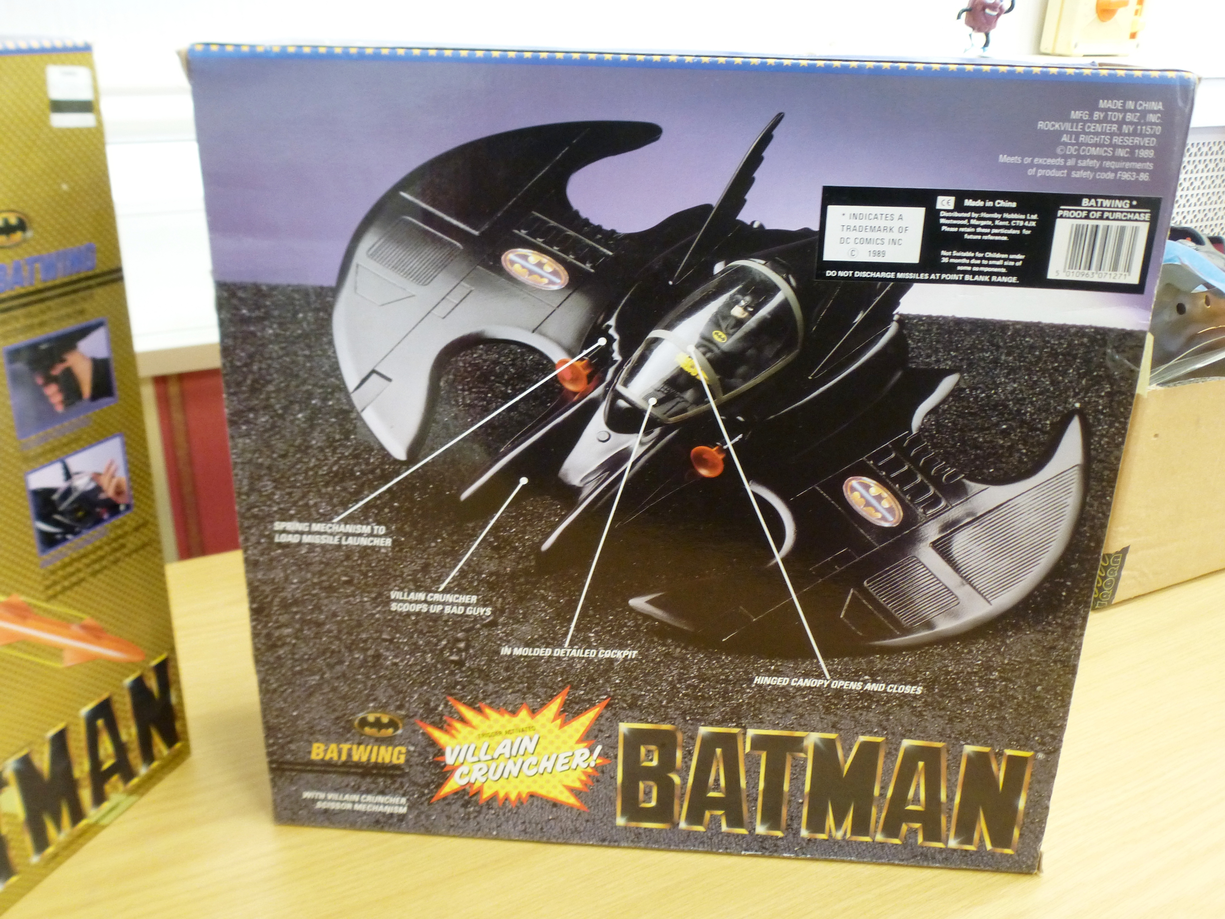 2 BOXED TOYBIZ BATMAN BATWINGS - Image 5 of 7