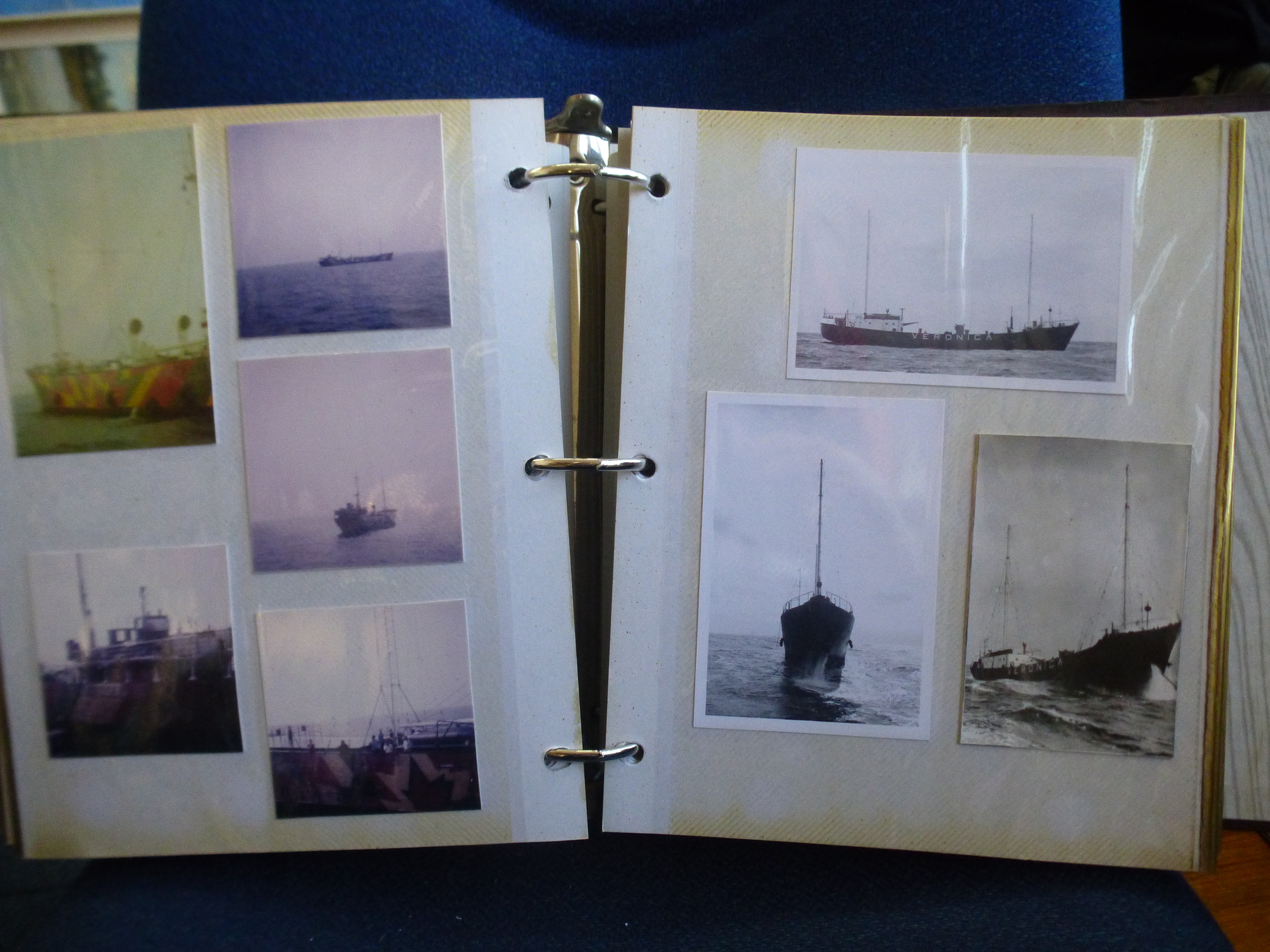 PIRATE RADIO PHOTOGRAPH ALBUM WITH PHOTOGRAPHS OF RADIO LONDON, DJS, RADIO VERONICA, SEALAND, - Image 31 of 51