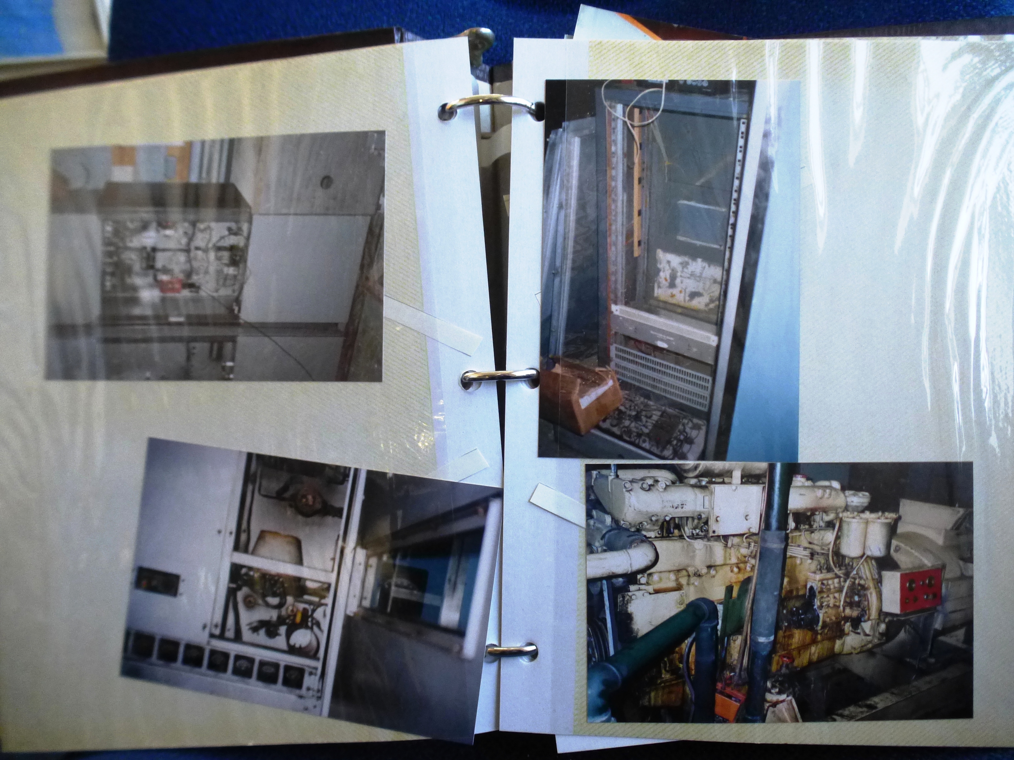 RADIO CAROLINE PHOTOGRAPH ALBUM WITH PHOTOGRAPHS OF THE SHIP, INTERIOR, DJS, EQUIPMENT, MAINTENANCE, - Image 7 of 28