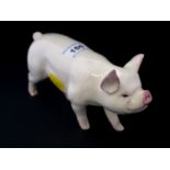 BESWICK WHITE PIG FIGURE H: 3.75"
