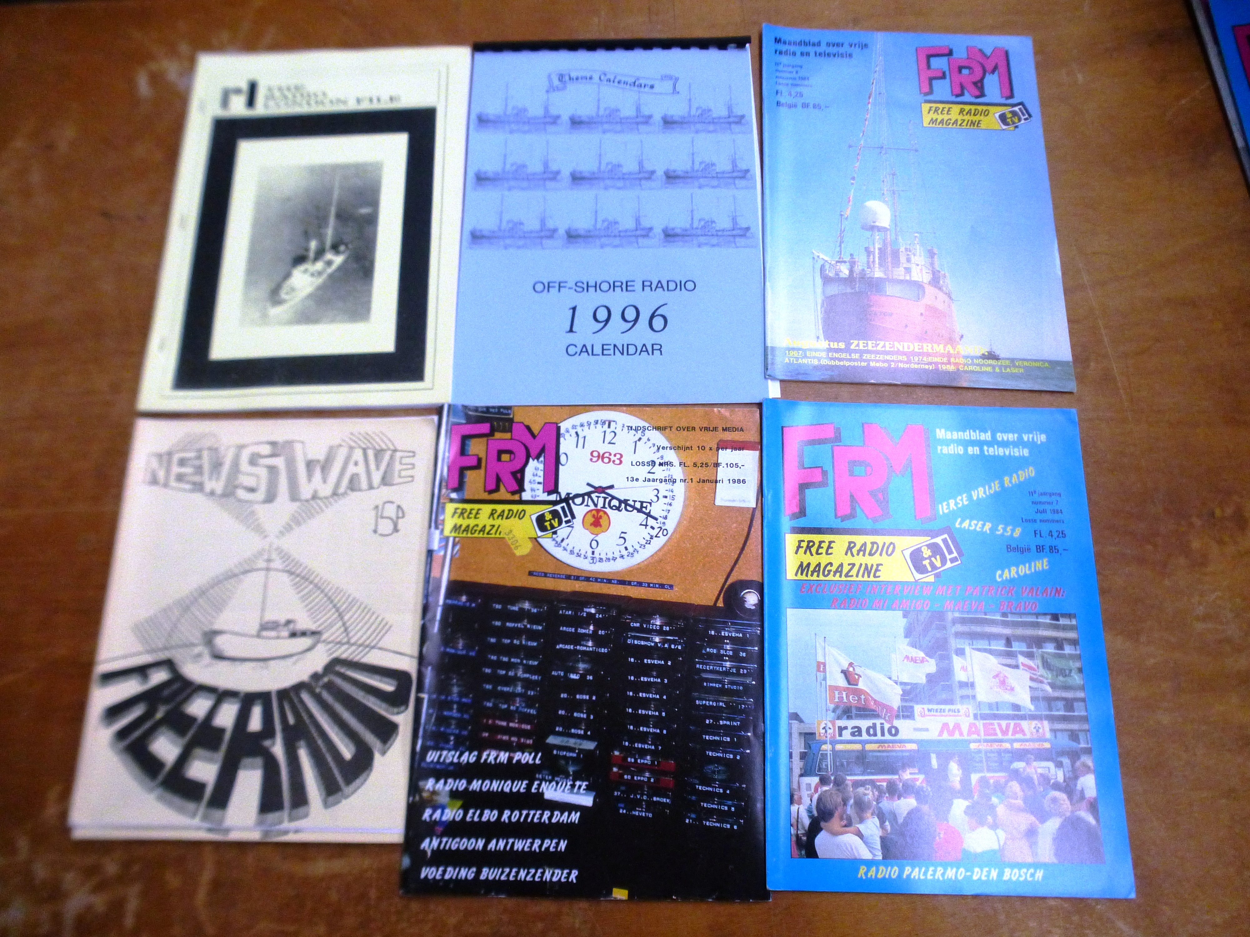 BOX OF ASSORTED PIRATE RADIO AND DEEJAY MAGAZINES INCLUDING FREE RADIO MAGAZINE, FREE RADIO NEWS, - Image 10 of 15