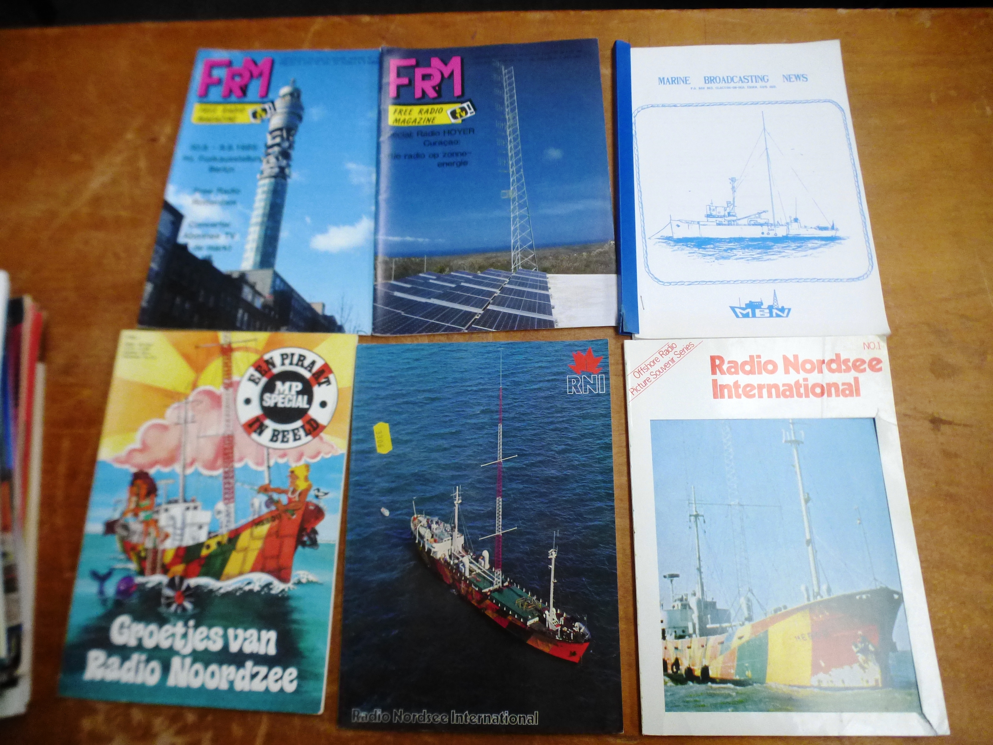 BOX OF ASSORTED PIRATE RADIO AND DEEJAY MAGAZINES INCLUDING FREE RADIO MAGAZINE, FREE RADIO NEWS, - Image 13 of 15