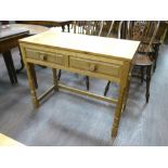 BEAVERMAN OAK HALL TABLE 29" X 36" X 17"