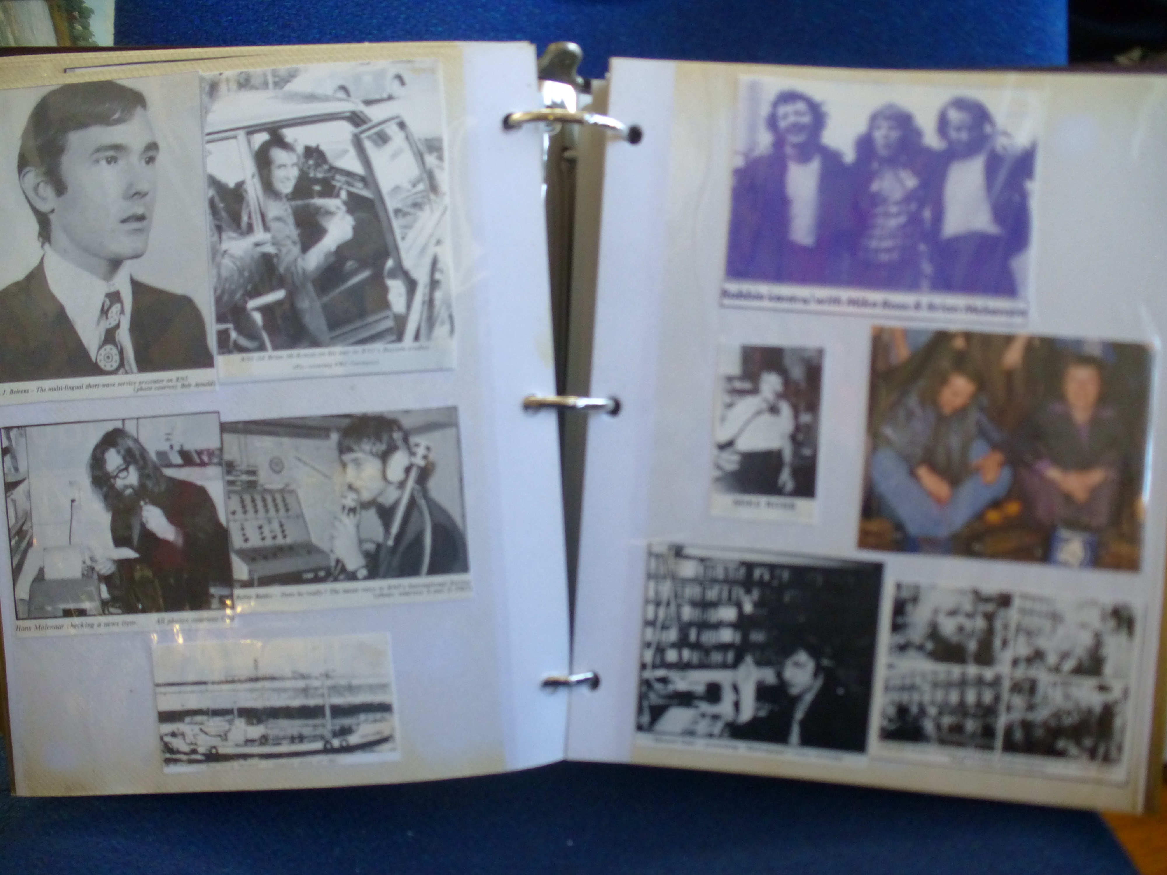 PIRATE RADIO PHOTOGRAPH ALBUM WITH PHOTOGRAPHS OF RADIO LONDON, DJS, RADIO VERONICA, SEALAND, - Image 28 of 51