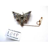 VICTORIAN BUTTERFLY BROOCH SET WITH DIAMONDS, RUBIES, SAPPHIRES AND PEARLS (1 PEARL A REPLACEMENT)