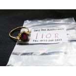 9K GOLD RED STONE RING TOTAL W: 2.2G SIZE: P