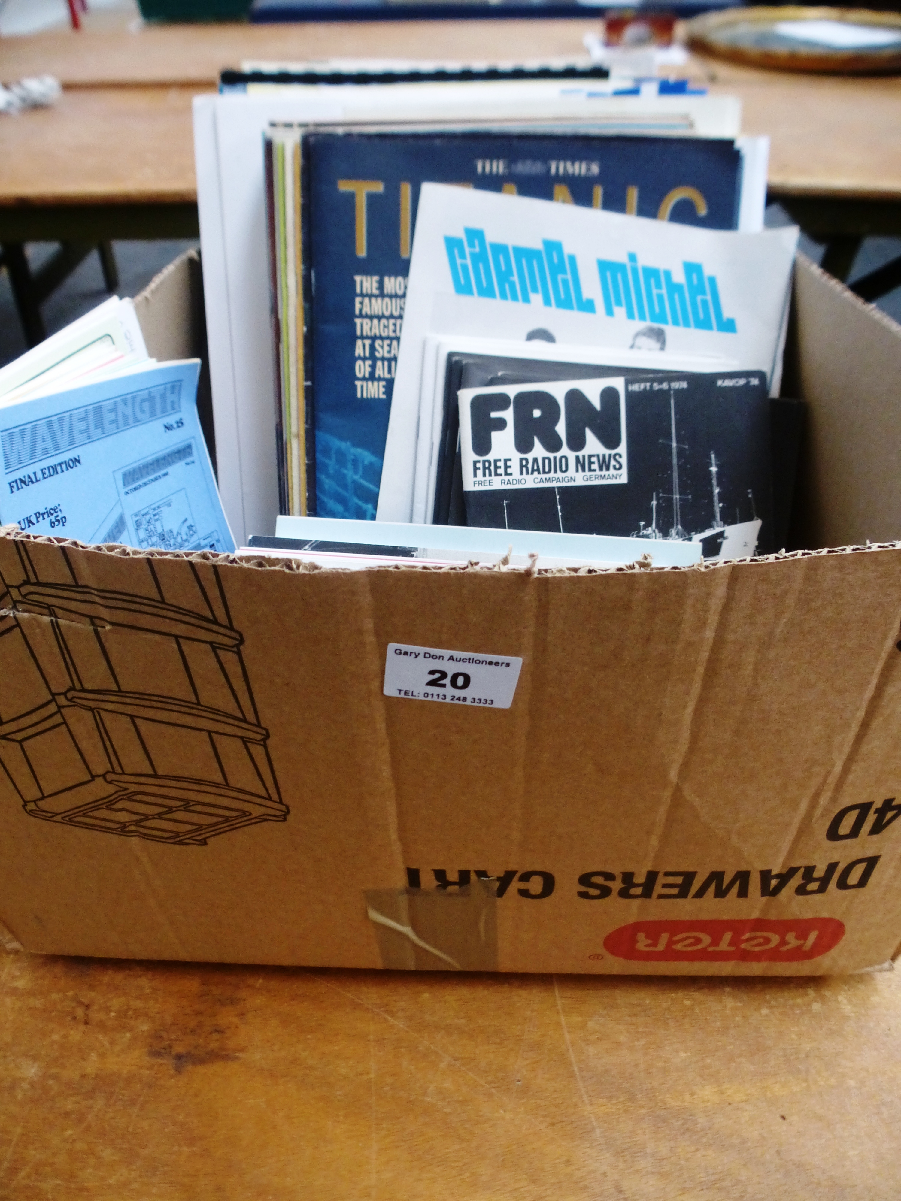 BOX OF ASSORTED PIRATE RADIO AND DEEJAY MAGAZINES INCLUDING FREE RADIO MAGAZINE, FREE RADIO NEWS,