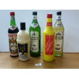 5 BOTTLES OF ASSORTED ALCOHOL INCLUDING MARTINI, PINA COLADA AND ADVOCAAT