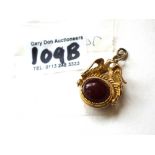 9K GOLD BIRD FOB TOTAL W: 10.2G