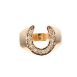 18k and diamond horseshoe gentleman's ring, 8gm, band width 16mm, ring size T/U