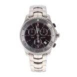 Tag Heuer Link Chronograph stainless steel gentleman's bracelet watch, ref. CJ1110, circular black