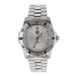 Tag Heuer 2000 Series Professional 200m stainless steel gentleman's bracelet watch, ref. WK1112-1,