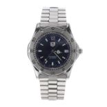 Tag Heuer 2000 Series Professional 200m automatic stainless steel gentleman's bracelet watch, ref.