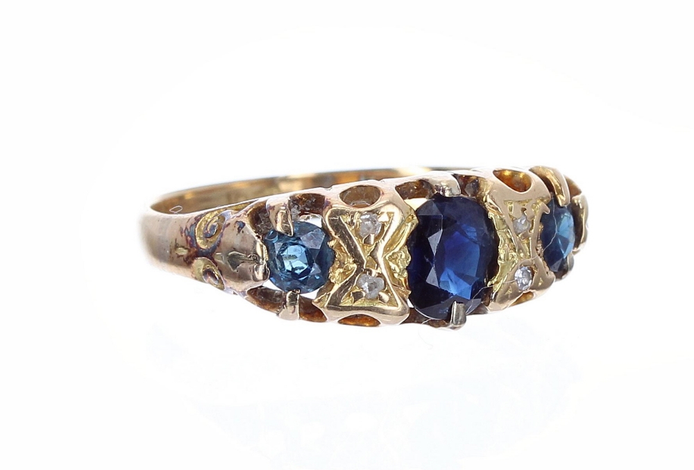 Edwardian 18ct claw set sapphire and diamond ring, 7mm, 2.5gm, ring size M - Image 2 of 2