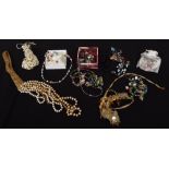 Assorted costume jewellery to include beaded necklaces, charm bracelets, pearls etc