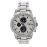 Seiko Solar Alarm Chronograph stainless steel gentleman's bracelet watch, ref. V172-0AF0, 45mm - **