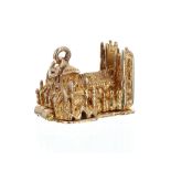 Novelty 9ct cathedral charm, 6.9gm, 19mm