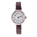 Silver (0.925) wire-lug officers trench wristwatch, import hallmarks London 1925, white enamel