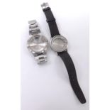 Omega Dynamic watch case with Omega bracelet; together with an Omega watch case, ref. 196.0160, case