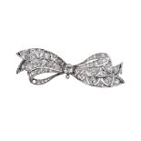 14ct white gold diamond set bow brooch, consisting of old European-cut diamonds in a millegrain