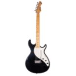 Line 6 Variax modelling electric guitar, made in Korea, ser. no. 05xxxx15; Finish: black, minor