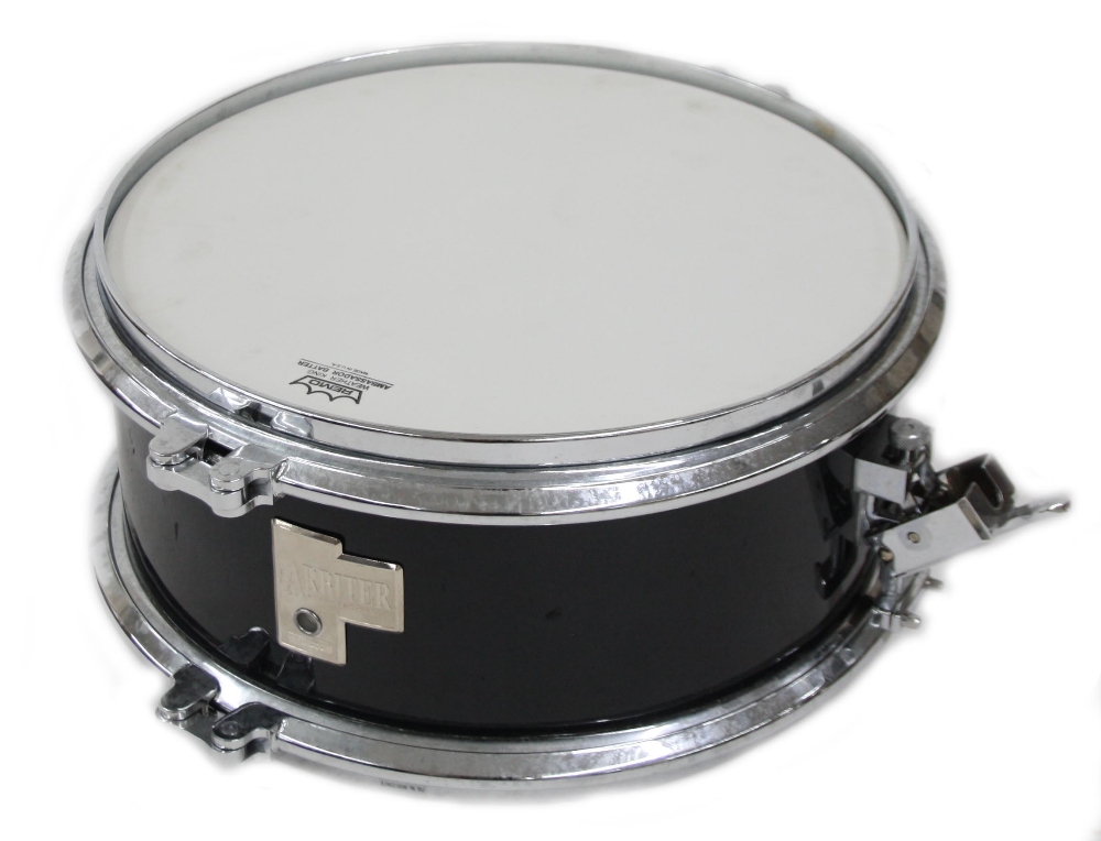 Arbiter Advanced Tuning five piece drum kit, piano black finish, comprising 20" kick drum, 16" - Image 3 of 3